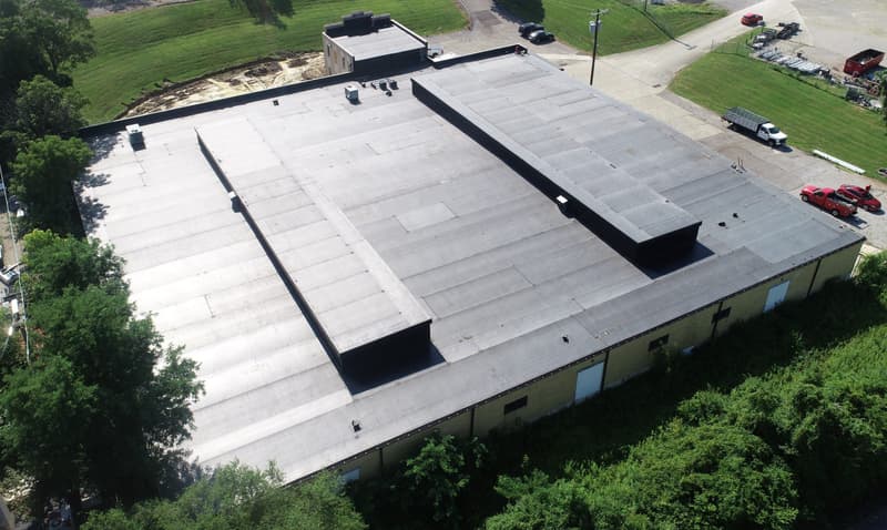 Flat roof, commercial building